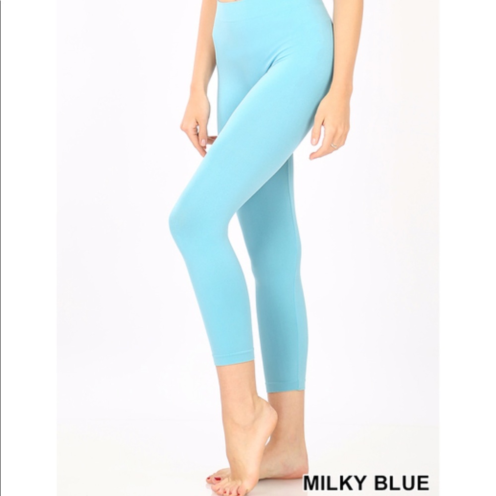 Classic Seamless Capri Leggings